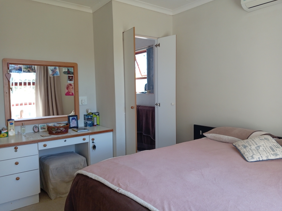 3 Bedroom Property for Sale in Strelitzia Park Eastern Cape